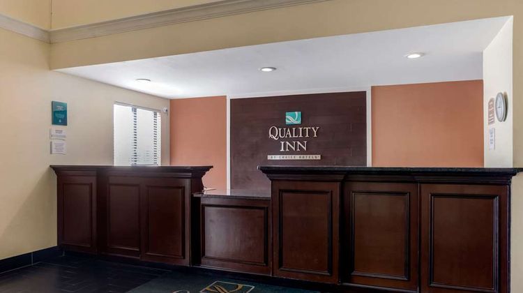 Quality Inn Phenix City Fort Benning Lobby