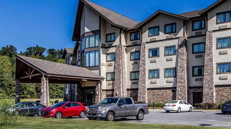 Comfort Inn & Suites Exterior