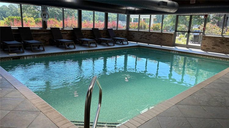 Comfort Inn & Suites Pool