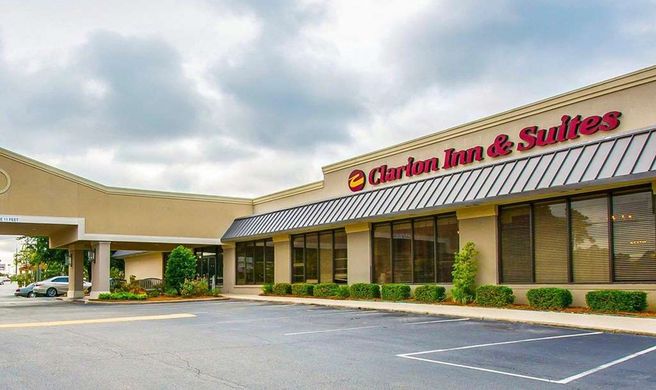 Clarion Inn & Suites Dothan South Exterior