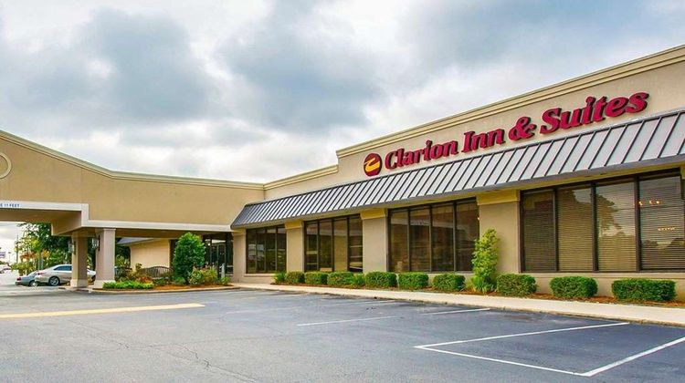 Clarion Inn & Suites Dothan South Exterior