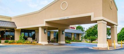 Clarion Inn & Suites Dothan South Exterior