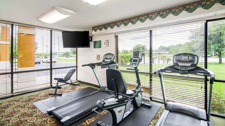 <b>Quality Inn near University of Mobile Health</b>. Images powered by <a href="https://iceportal.shijigroup.com/" title="IcePortal" target="_blank">IcePortal</a>.