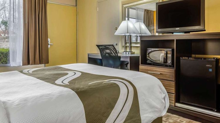 Quality Inn University Area Room