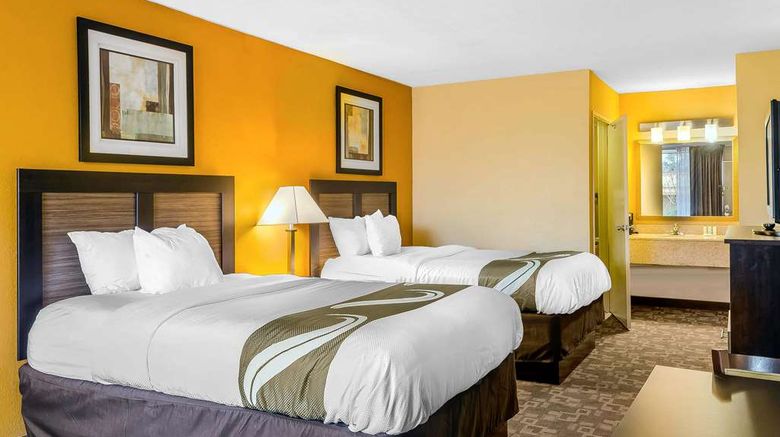 <b>Quality Inn University Area Room</b>. Images powered by <a href="https://iceportal.shijigroup.com/" title="IcePortal" target="_blank">IcePortal</a>.