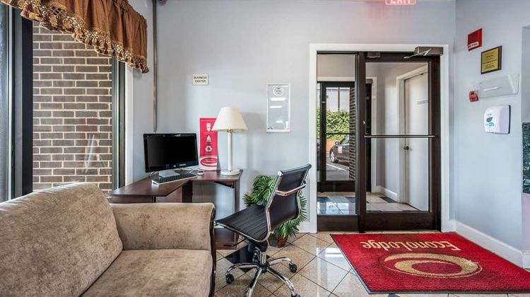 Econo Lodge Inn & Suites Other