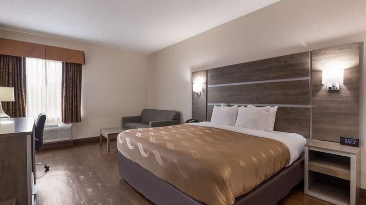 Quality Inn & Suites Room