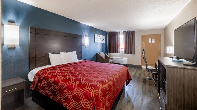 Rodeway Inn Room