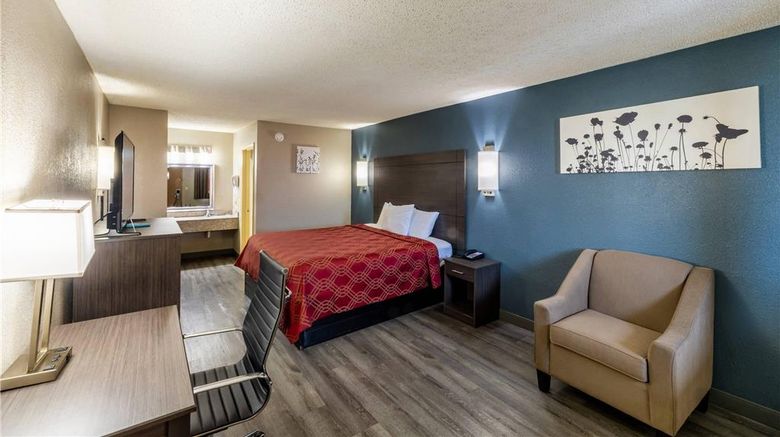 <b>Rodeway Inn Room</b>. Images powered by <a href="https://iceportal.shijigroup.com/" title="IcePortal" target="_blank">IcePortal</a>.