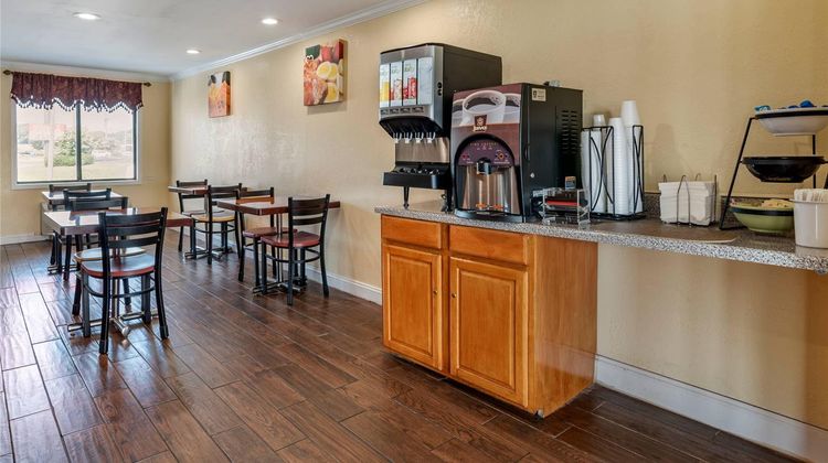 Econo Lodge Oxford Restaurant