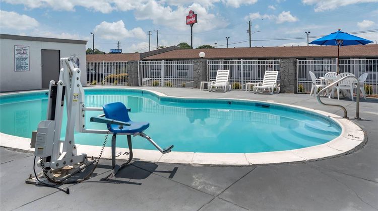 Econo Lodge Oxford Pool