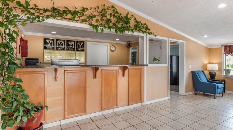 Econo Lodge Oxford Lobby