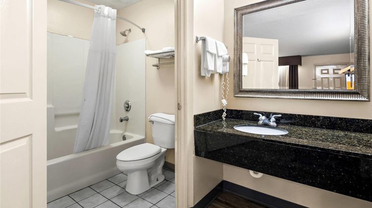 Quality Inn Room