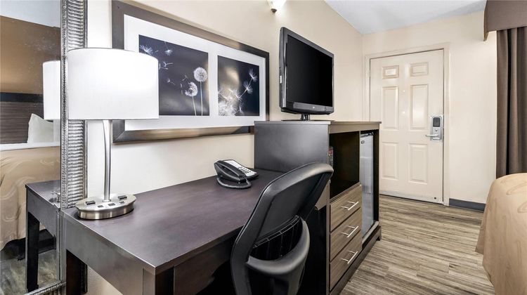 Quality Inn Room