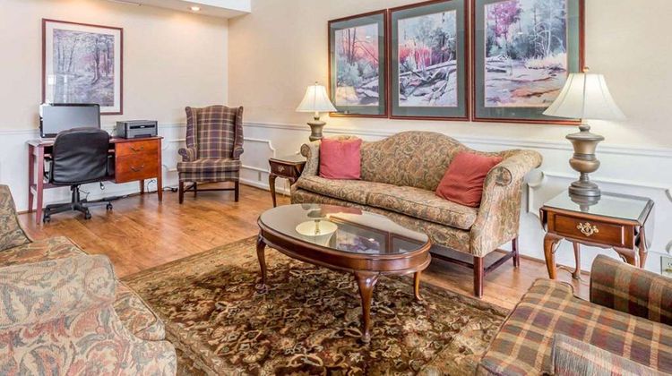 Rodeway Inn Sylacauga Hwy 280 Lobby