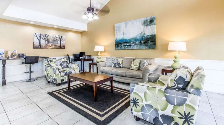 Quality Inn Lobby
