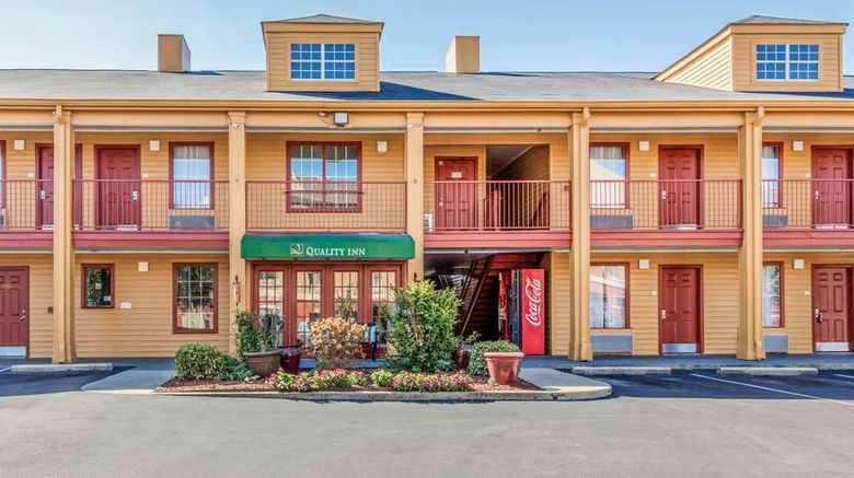 <b>Quality Inn Exterior</b>. Images powered by <a href="https://iceportal.shijigroup.com/" title="IcePortal" target="_blank">IcePortal</a>.