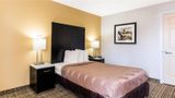 <b>Quality Inn Room</b>. Images powered by <a href="https://iceportal.shijigroup.com/" title="IcePortal" target="_blank">IcePortal</a>.
