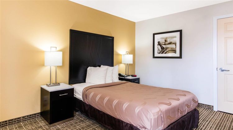 Quality Inn Room