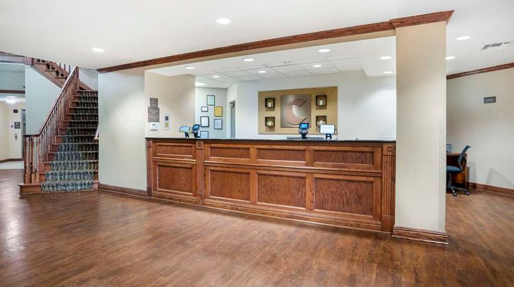 Comfort Inn & Suites Daphne Lobby
