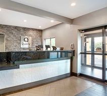 Quality Inn & Suites-Highway 280 Lobby