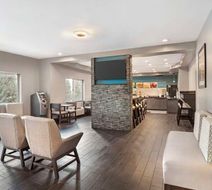 Quality Inn & Suites-Highway 280 Lobby