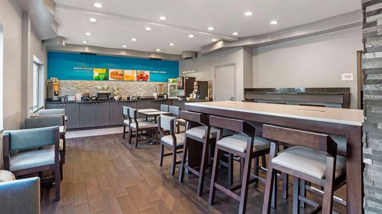 <b>Quality Inn & Suites-Highway 280 Restaurant</b>. Images powered by <a href="https://iceportal.shijigroup.com/" title="IcePortal" target="_blank">IcePortal</a>.