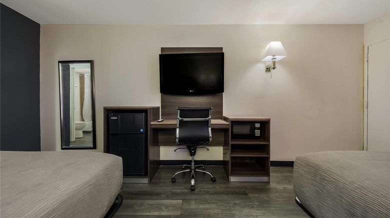 <b>Quality Inn Gadsden-Attalla Room</b>. Images powered by <a href="https://iceportal.shijigroup.com/" title="IcePortal" target="_blank">IcePortal</a>.