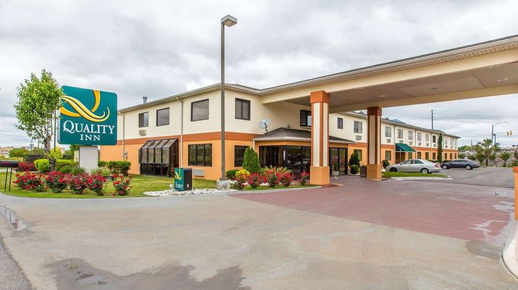 Quality Inn Montgomery South Exterior
