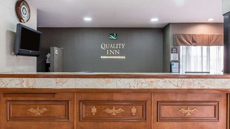 <b>Quality Inn Montgomery South Lobby</b>. Images powered by <a href="https://iceportal.shijigroup.com/" title="IcePortal" target="_blank">IcePortal</a>.
