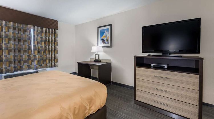 Quality Inn & Suites Huntsville Room