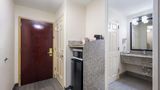 <b>Quality Inn & Suites Huntsville Room</b>. Images powered by <a href="https://iceportal.shijigroup.com/" title="IcePortal" target="_blank">IcePortal</a>.