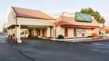 <b>Quality Inn Exterior</b>. Images powered by <a href="https://iceportal.shijigroup.com/" title="IcePortal" target="_blank">IcePortal</a>.