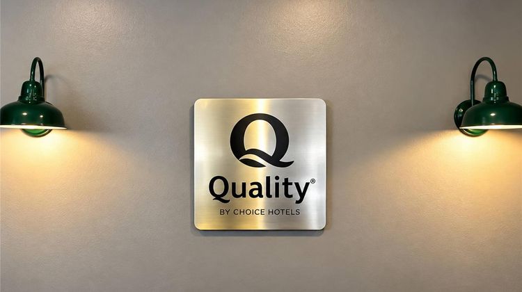 Quality Inn Lobby