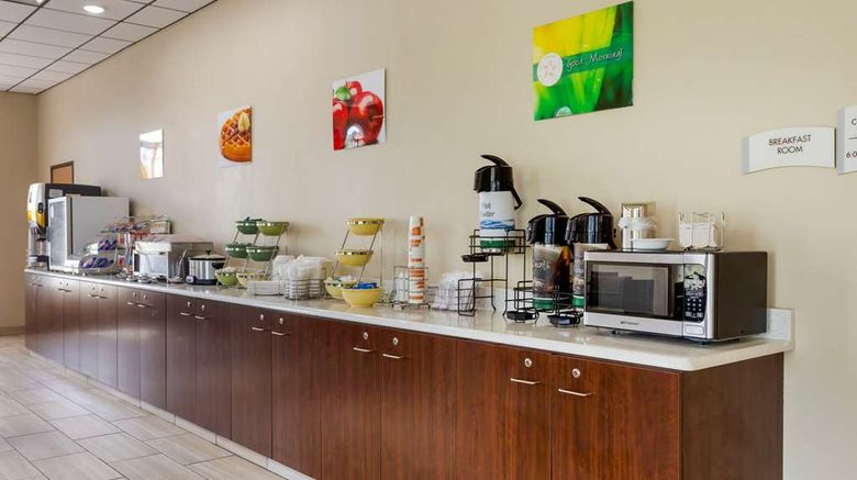 <b>Quality Inn Restaurant</b>. Images powered by <a href="https://iceportal.shijigroup.com/" title="IcePortal" target="_blank">IcePortal</a>.