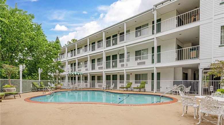 <b>Quality Inn Eureka Springs Pool</b>. Images powered by <a href="https://iceportal.shijigroup.com/" title="IcePortal" target="_blank">IcePortal</a>.