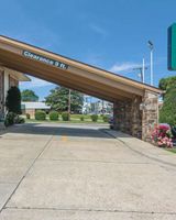 Quality Inn Magnolia