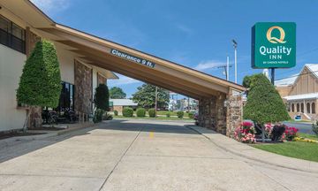Quality Inn Magnolia