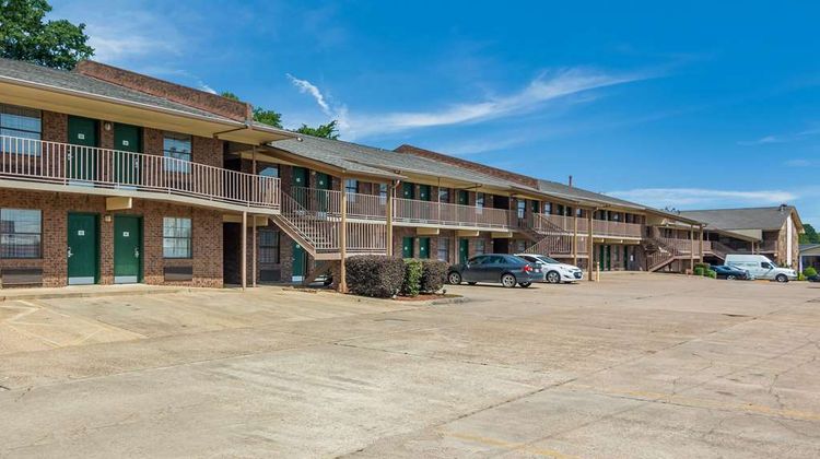 Quality Inn Magnolia Exterior