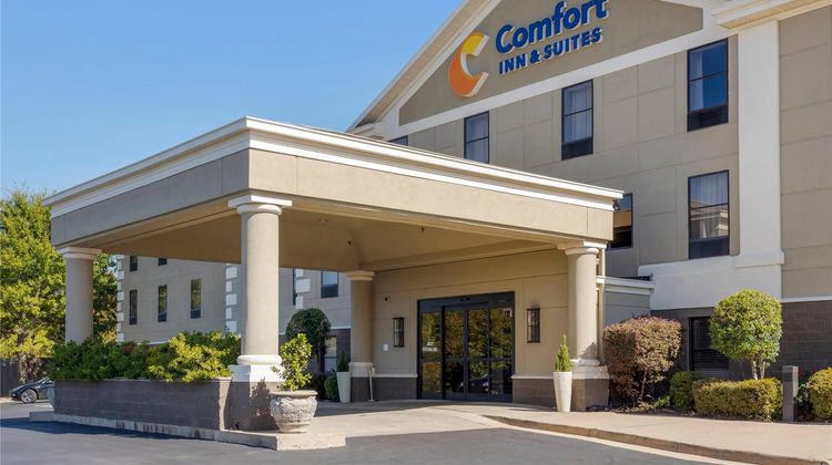 Comfort Inn & Suites Exterior