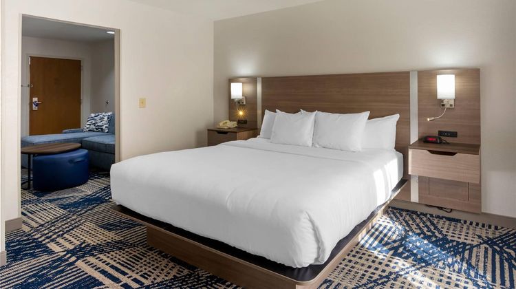 Comfort Inn & Suites Suite