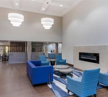 Comfort Inn & Suites Lobby