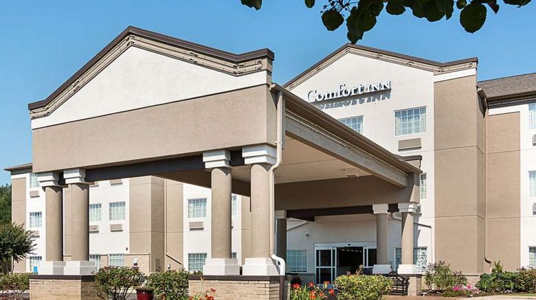 <b>Comfort Inn Exterior</b>. Images powered by <a href="https://iceportal.shijigroup.com/" title="IcePortal" target="_blank">IcePortal</a>.