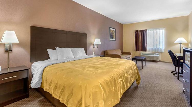 Quality Inn Downtown Room