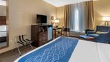 Comfort Inn & Suites Room