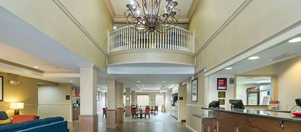 Quality Suites Springdale Lobby
