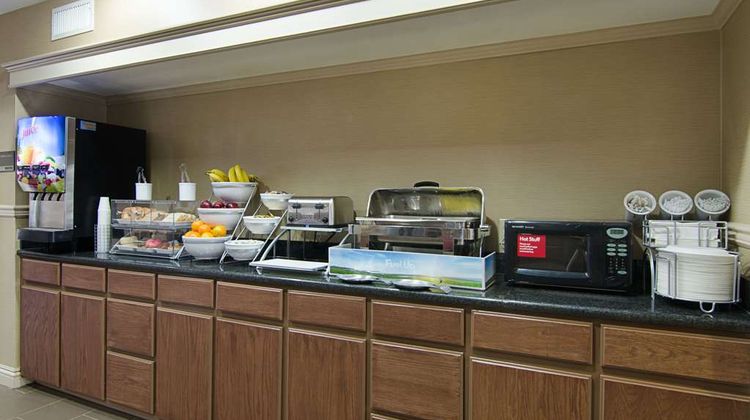 Quality Suites Springdale Restaurant