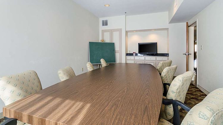 Quality Suites Springdale Meeting