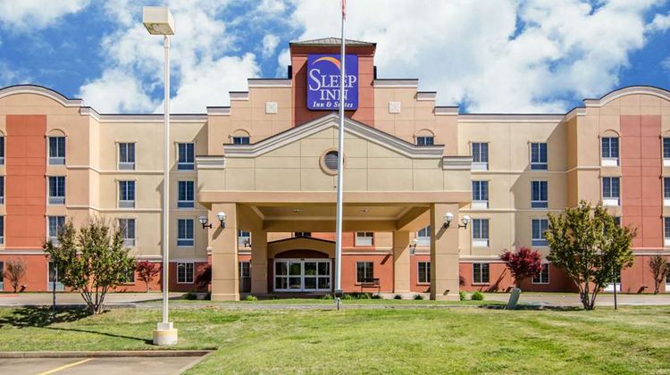 Sleep Inn & Suites Exterior