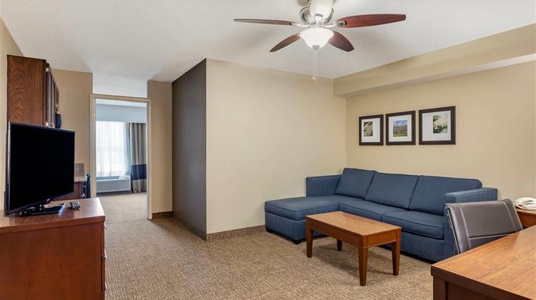 Comfort Inn and Suites Little Rock Airport Suite